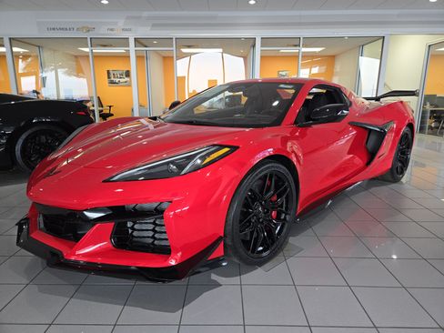 New 2026 Chevrolet Corvette Z06 w/ Z07 Performance Package image 1