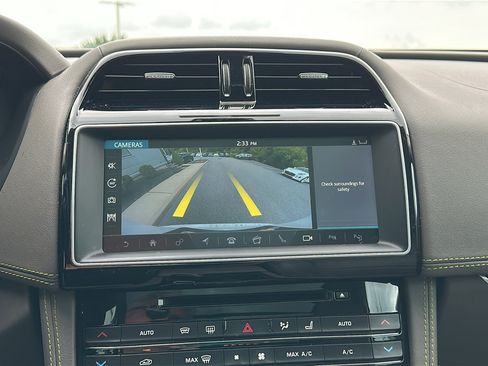 Used 2017 Jaguar F-PACE R-Sport AWD/4WD image 20