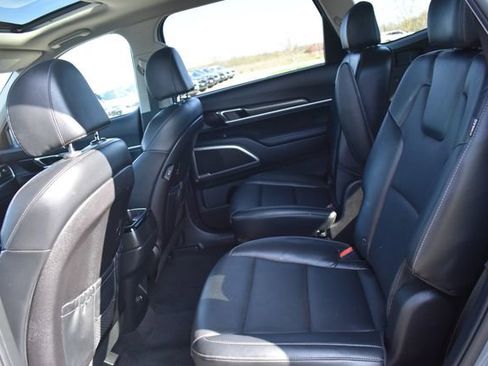 Used 2023 Kia Telluride S w/ S Sunroof Package AWD/4WD image 20