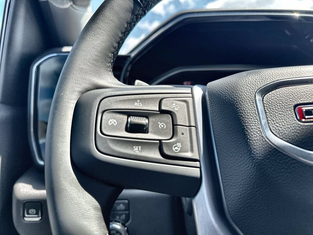 New 2026 GMC Sierra 1500 SLT RWD image 31