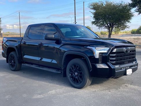 New 2026 Toyota Tundra SR5 RWD image 3