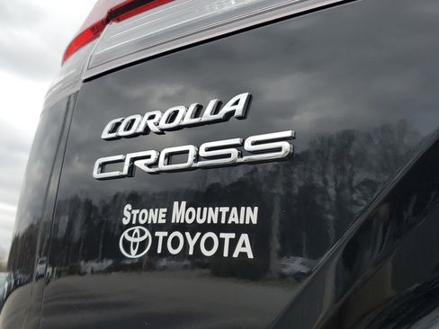 Used 2026 Toyota Corolla Cross L image 7