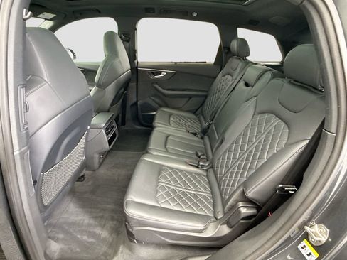 Certified 2023 Audi SQ7 Prestige w/ Prestige Package AWD/4WD image 20