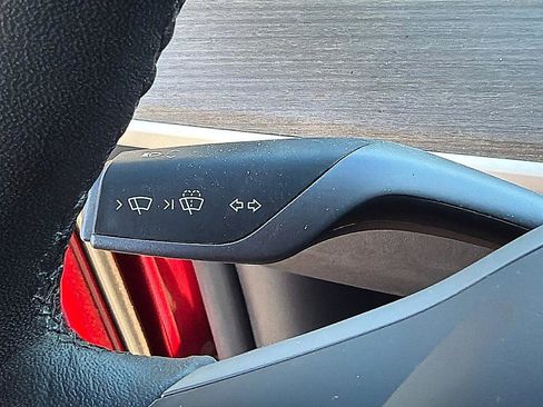 Used 2023 Tesla Model Y Long Range AWD/4WD image 19