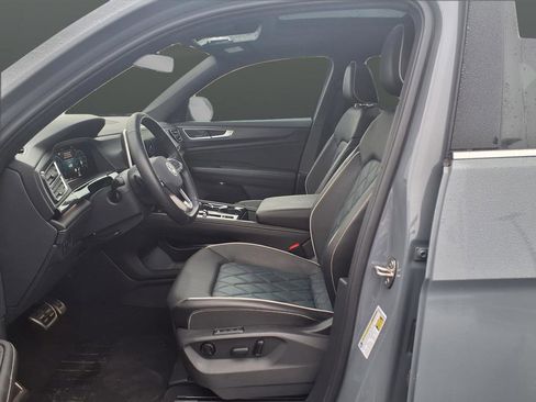 Used 2024 Volkswagen Atlas Cross Sport SEL Premium R-Line image 14