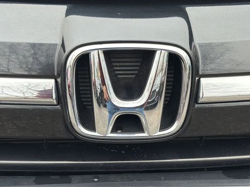 Used 2017 Honda HR-V LX image 25