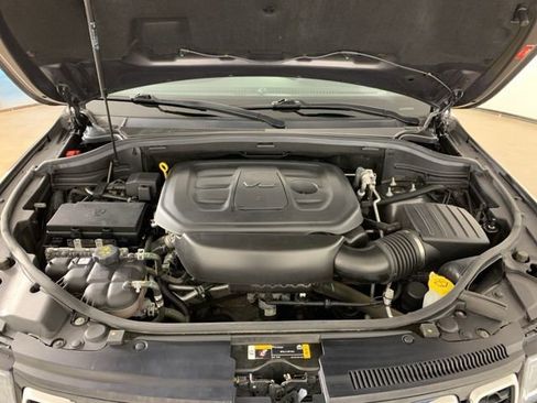 Used 2021 Jeep Grand Cherokee Laredo w/ Security & Convenience Group image 40