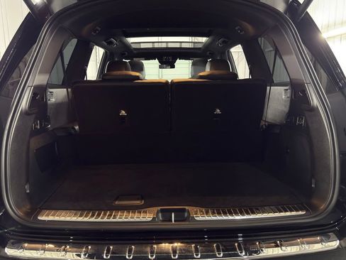 Used 2020 Mercedes-Benz GLS 580 4MATIC image 23
