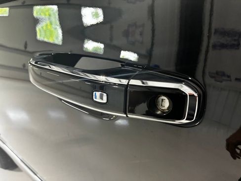 Used 2019 GMC Yukon Denali AWD/4WD image 11