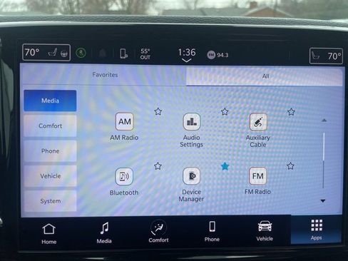 Used 2022 Chrysler Pacifica Touring-L image 24