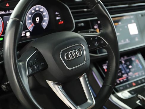 Used 2019 Audi Q8 Premium Plus w/ Premium Plus AWD/4WD image 16