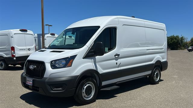 New 2026 Ford Transit 250 148 Medium Roof w/ Load Area Protection Package RWD image 7