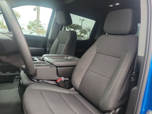 Certified 2022 Chevrolet Silverado 1500 Custom image 17