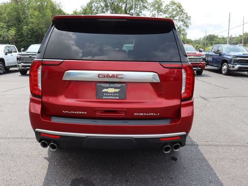Used 2021 GMC Yukon Denali w/ Denali Premium Package AWD/4WD image 37