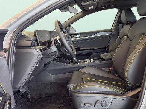 New 2026 Kia K5 GT FWD image 22
