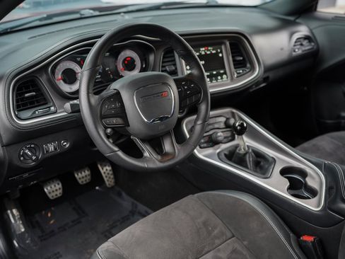 Used 2022 Dodge Challenger R/T Scat Pack w/ Shaker Package image 19