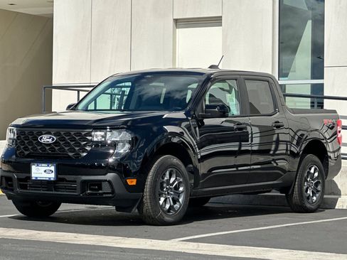 New 2026 Ford Maverick XLT w/ XLT Luxury Package AWD/4WD image 7