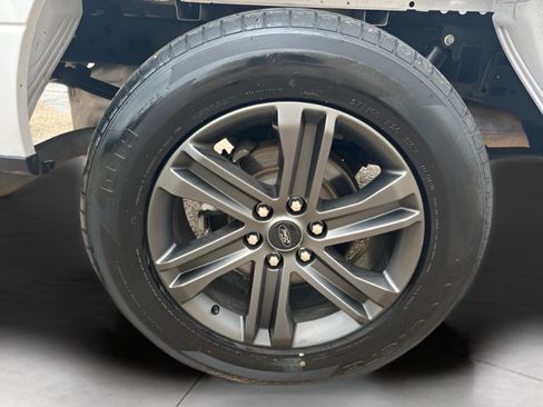 Used 2019 Ford F150 XL w/ Equipment Group 101A Mid AWD/4WD image 10