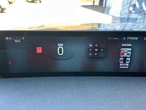 Certified 2025 Ford Expedition Active AWD/4WD image 31