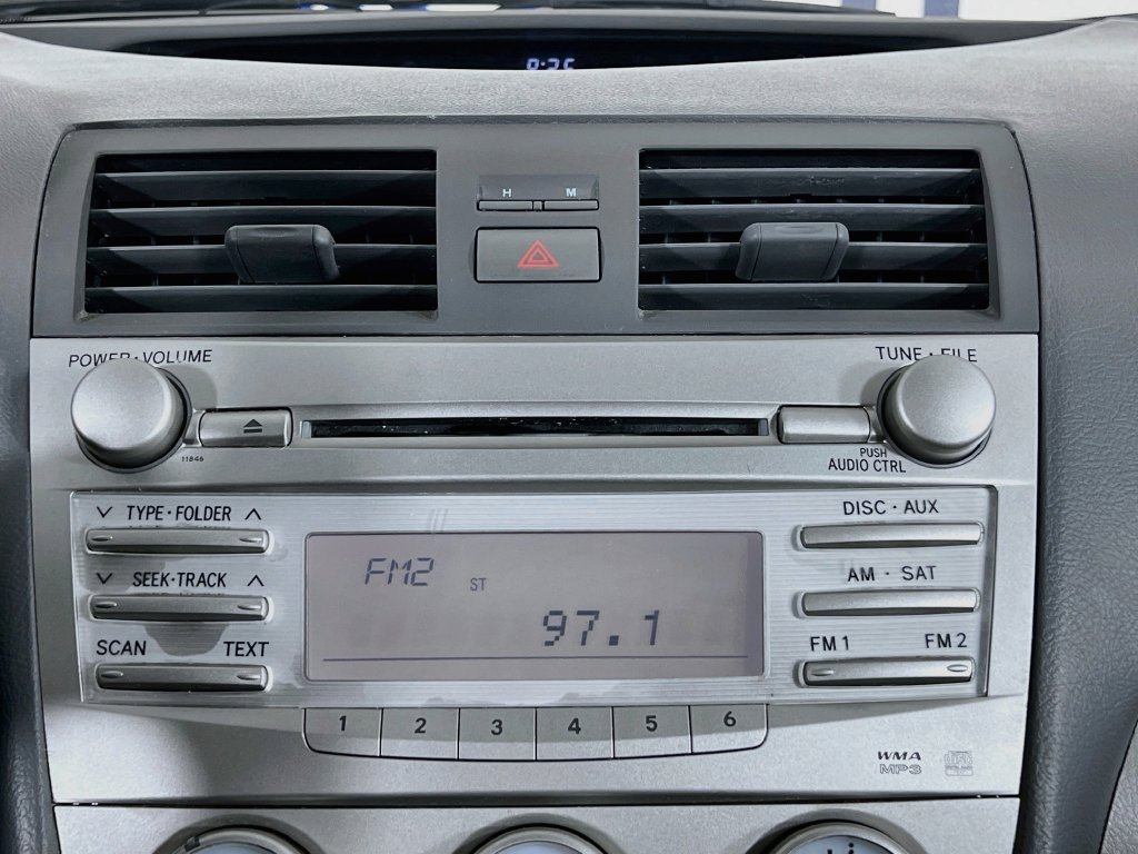 Used 2010 Toyota Camry FWD image 16