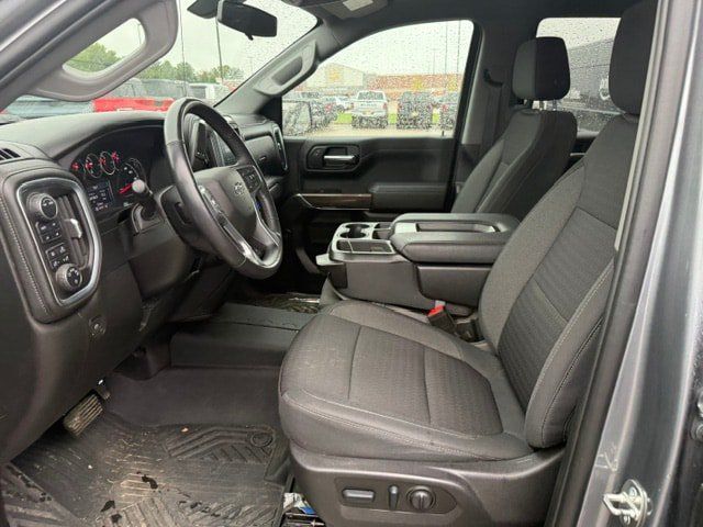 Used 2022 Chevrolet Silverado 1500 RST AWD/4WD image 15