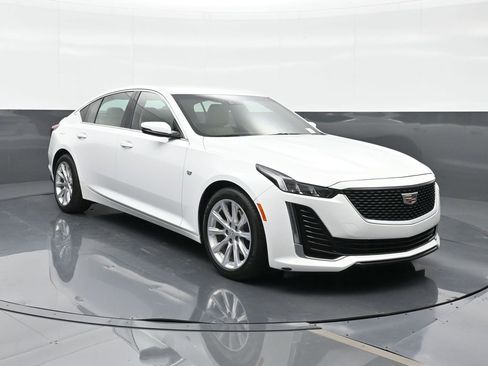 Used 2024 Cadillac CT5 Luxury RWD image 13