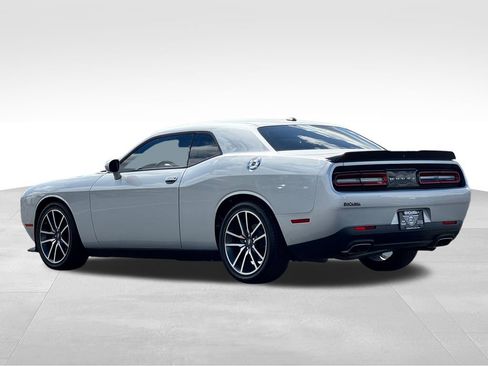 Used 2023 Dodge Challenger R/T RWD image 5