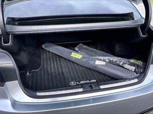 Used 2021 Lexus LS 500 F Sport w/ Accessory Package (Z2) image 36