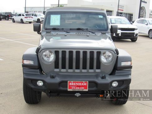 Used 2020 Jeep Wrangler Sport image 9