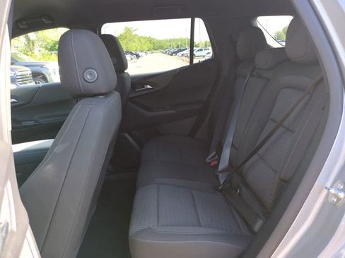Used 2026 Chevrolet Equinox LT FWD image 13