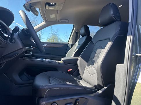 New 2026 Volkswagen Atlas SE AWD/4WD image 3