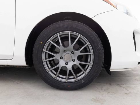 Used 2013 MAZDA MAZDA3 i Grand Touring FWD image 18