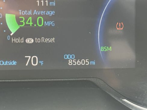 Used 2020 Toyota RAV4 XSE AWD/4WD image 25