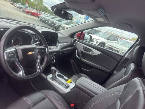 Used 2023 Chevrolet Blazer LT AWD/4WD image 25