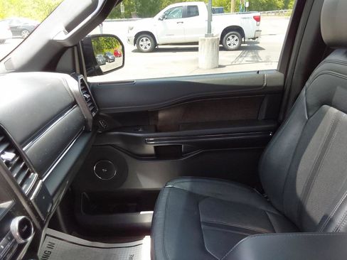Used 2019 Ford Expedition Max Limited w/ Equipment Group 302A AWD/4WD image 15