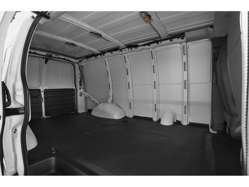 New 2024 GMC Savana 2500 w/ Driver Convenience Package image 63