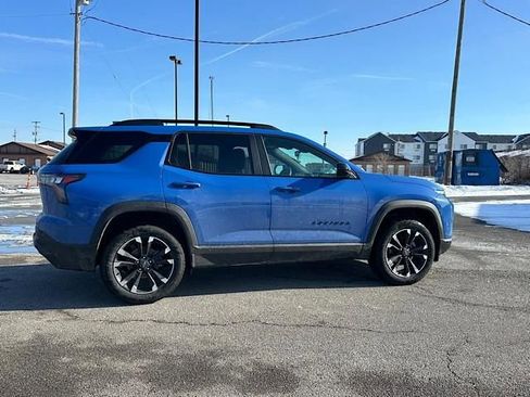 Used 2025 Chevrolet Equinox RS image 8