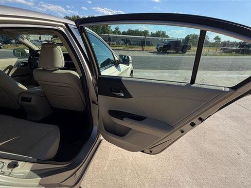 Used 2013 Honda Accord EX-L image 15