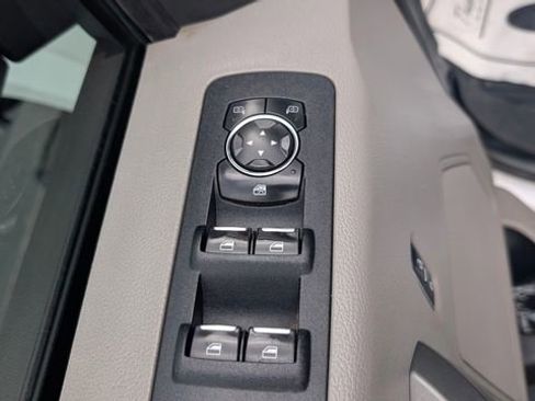 Used 2015 Ford F150 XLT w/ Equipment Group 302A Luxury AWD/4WD image 26