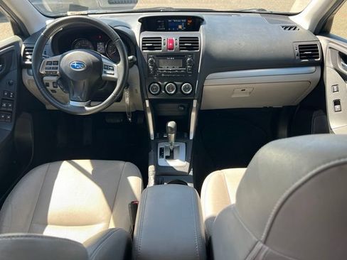 Used 2014 Subaru Forester 2.5i Limited AWD/4WD image 14