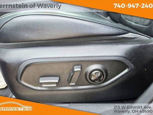 Used 2023 Jeep Grand Cherokee Altitude image 15