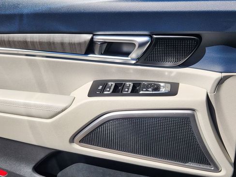 Certified 2023 Kia Telluride EX image 11