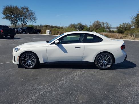 Used 2023 BMW 230i Coupe image 6