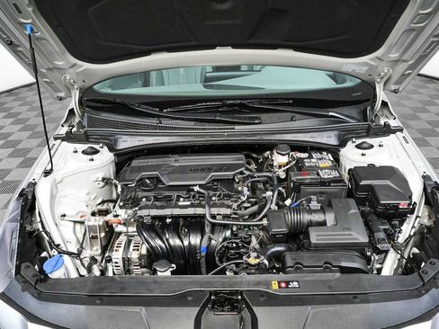 Used 2023 Hyundai Elantra SEL FWD image 29
