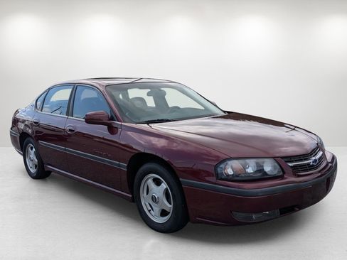 Used 2002 Chevrolet Impala LS w/ Preferred Equipment Group image 3