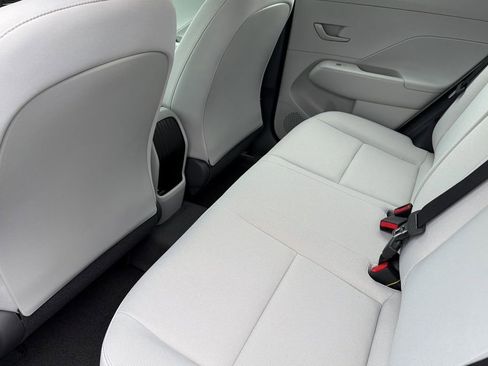 New 2026 Hyundai Kona SE image 10