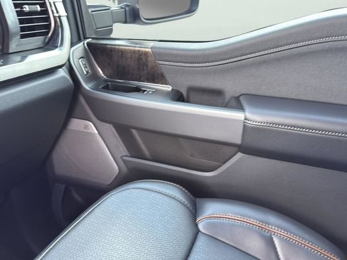 New 2025 Ford F250 Lariat w/ Lariat Ultimate Package image 24