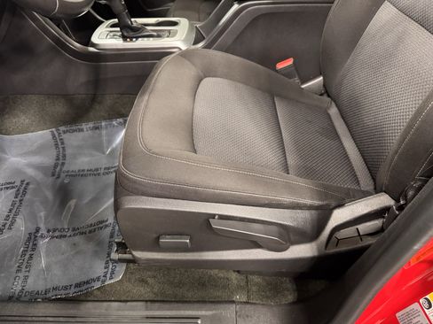 Used 2016 Chevrolet Colorado LT w/ LT Convenience Package image 19