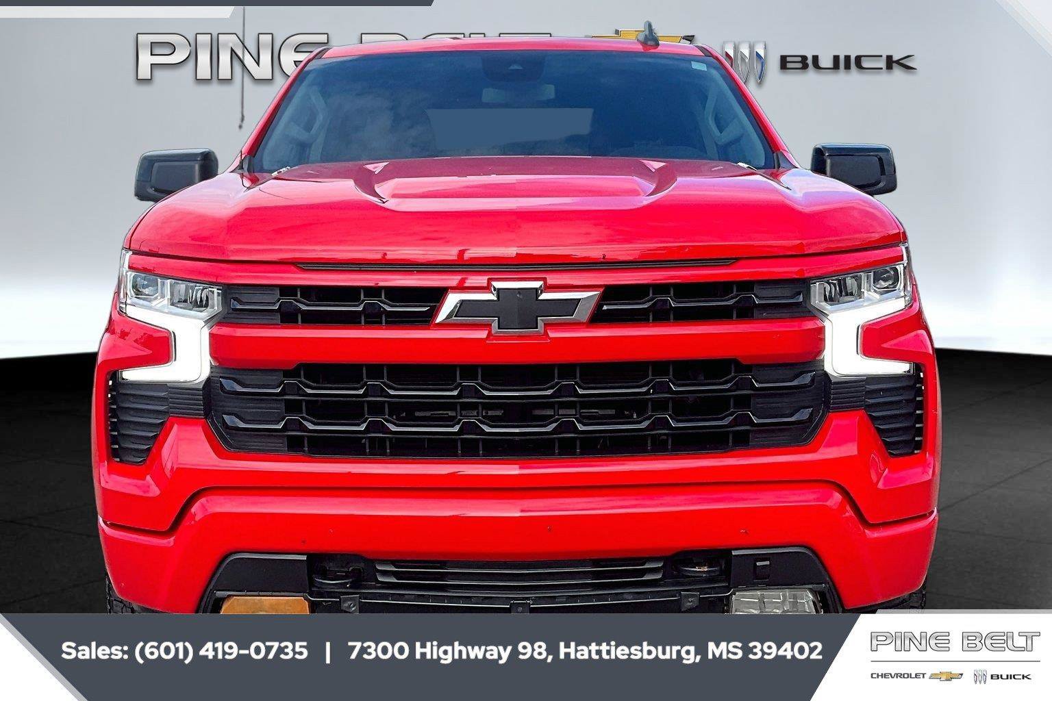 Used 2023 Chevrolet Silverado 1500 RST AWD/4WD image 3