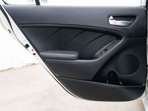 Used 2017 Kia Forte LX FWD image 21